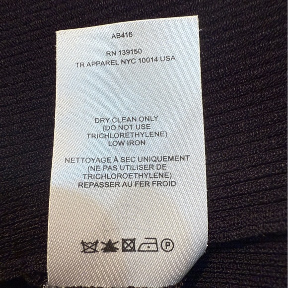 New! The Row Stretch Knit Slit V-Neck Sweater Size X-Small - Picture 10 of 12